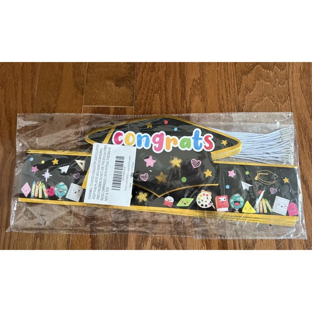Graduation Paper Hats Preschool Kindergarten Adjustable 28 Pcs Black Gold NEW!
